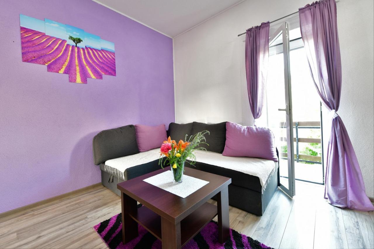 Lavanda Farm Apartmani Rakovica Exterior photo