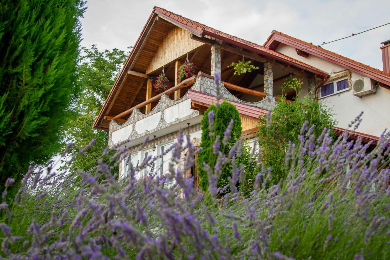 Lavanda Farm Apartmani Rakovica Exterior photo